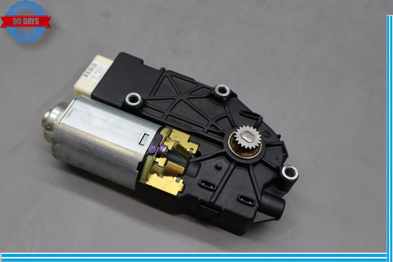 Load image into Gallery viewer, 10-15 Jaguar XJ XJL XJR X351 Panoramic Sun Moon Roof Motor Oem