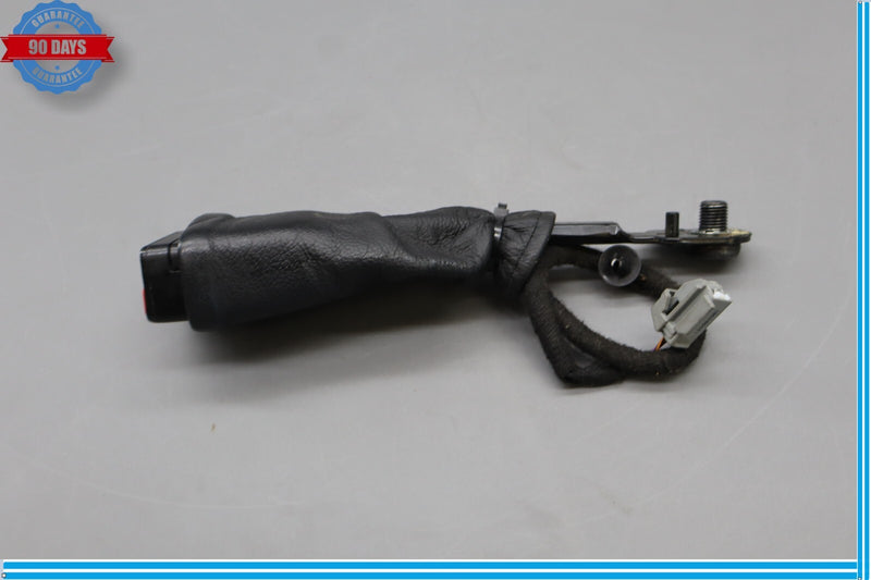 Load image into Gallery viewer, 14-22 Maserati Quattroporte M156 Front Left Driver Side Seat Belt Buckle Oem