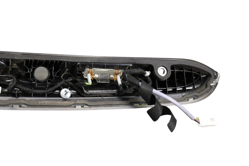 Load image into Gallery viewer, 14-17 Maserati Ghibli Trunk Deck Lid License Light Lamp Molding Cover 670010759