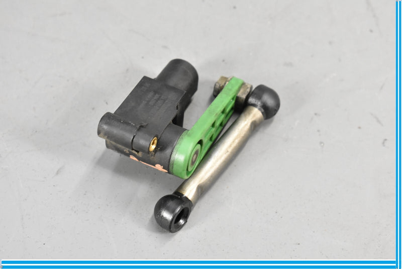 Load image into Gallery viewer, 11-18 Volkswagen VW Touareg Rear Ride Height Level Sensor Oem
