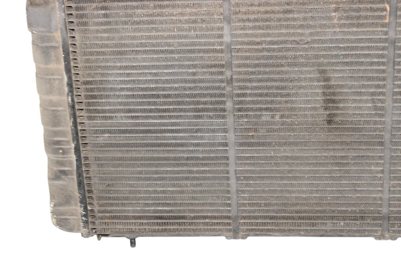 Load image into Gallery viewer, 84-95 Jaguar XJS Front Engine Motor Cooling Radiator Assembly MHE4190CA Oem