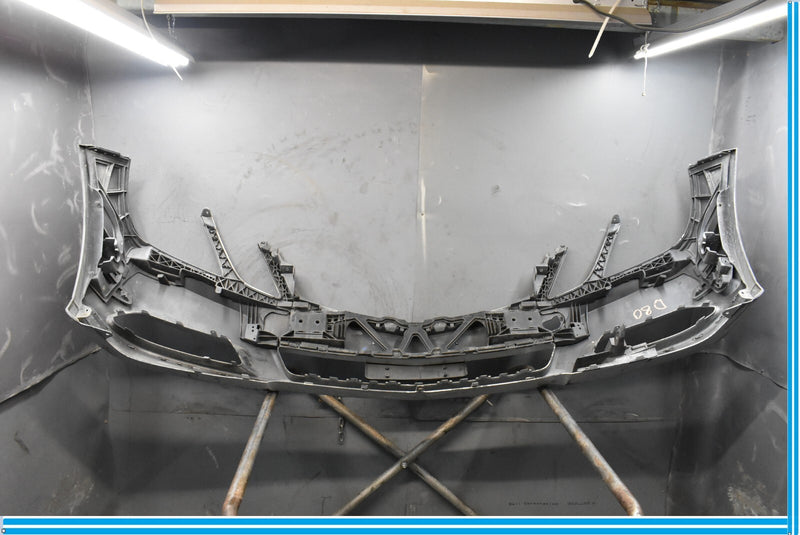 Load image into Gallery viewer, 10-13 Mercedes E350 E550 Front Bumper Cover Panel Assembly Oem