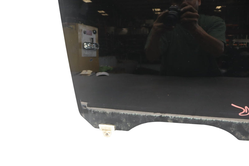 Load image into Gallery viewer, 11-17 Infiniti QX56 QX80 Rear Right Passenger Side Door Window Glass Oem