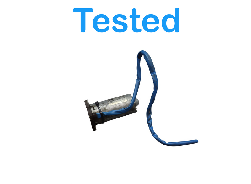 Load image into Gallery viewer, 03-12 Mercedes R230 SL500 Front Right Passenger Side Seat Adjustment Motor Oem