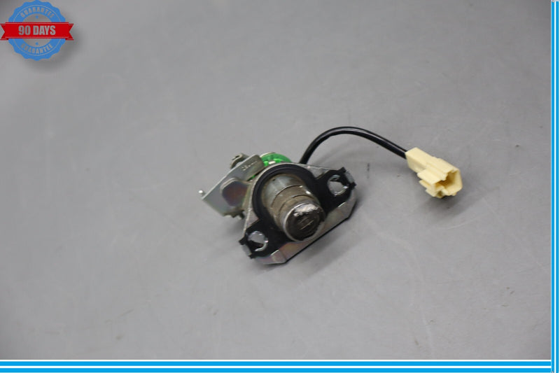 Load image into Gallery viewer, 07-09 Lexus LS460 LS460L Rear Trunk Deck Lid Key Lock Cylinder Oem