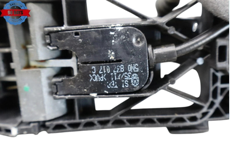 Load image into Gallery viewer, 11-18 Volkswagen VW Touareg Front Right Passenger Side Exterior Door Handle OEM