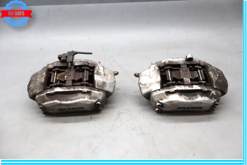 Load image into Gallery viewer, 03-06 Mercedes R230 SL500 Front Left & Right Brake Caliper Calipers Set Oem