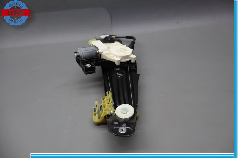 Load image into Gallery viewer, 09-15 BMW 750Li F01 Rear Right Side Window Motor Regulator 51357182616 Oem