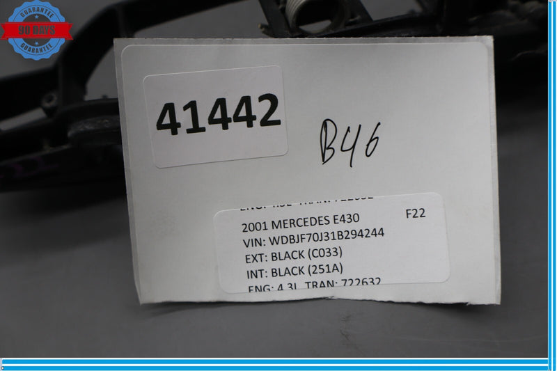 Load image into Gallery viewer, 98-02 Mercedes W210 E430 E320 Front Right Side Exterior Door Handle Oem