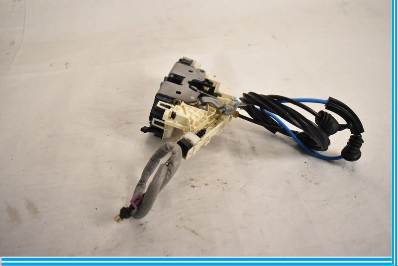 Load image into Gallery viewer, 10-16 Mercedes E350 E400 E550 W212 Rear Left Door Lock Latch Actuator Oem