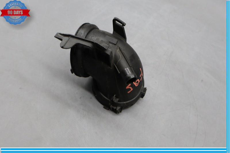 Load image into Gallery viewer, 08-11 Mercedes Benz W204 C250 C300 C350 Air Intake Duct Elbow Tube Oem