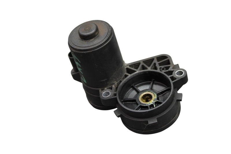 Load image into Gallery viewer, 15-22 Mercedes W205 C300 GLC300 Left Driver Side Brake Actuator Motor Oem