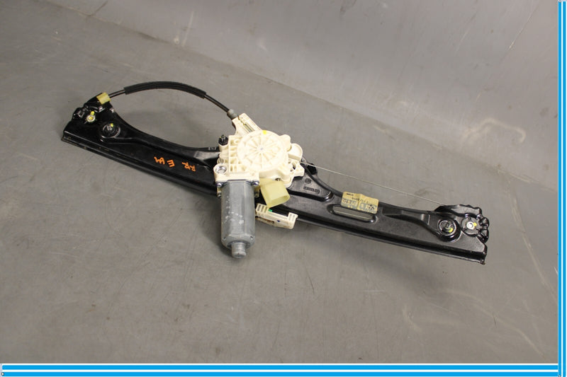 Load image into Gallery viewer, 07-13 BMW X5 E70 Rear Right Passenger Side Door Window Regulator W/ Motor Oem