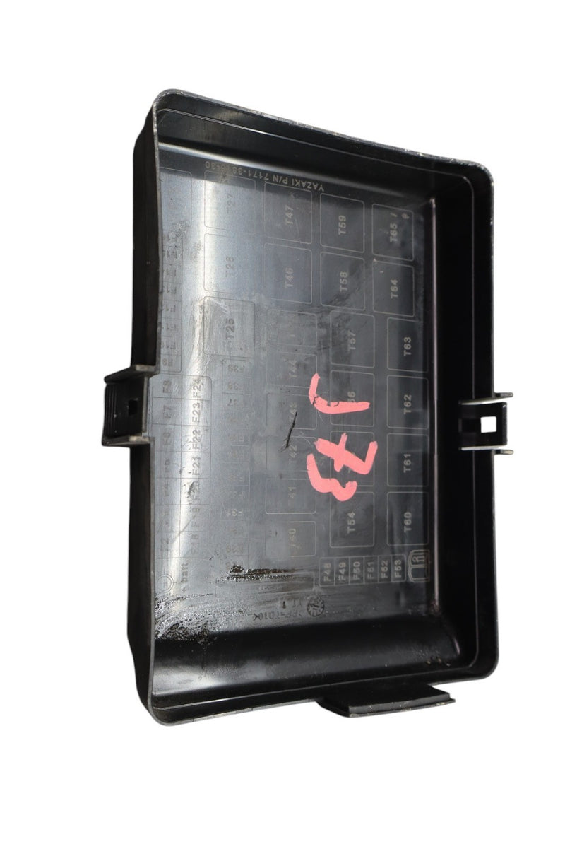 Load image into Gallery viewer, 14-19 Maserati Ghibli S 3.0L V6 Front Fuse Relay Box Cover Trim Lid Oem