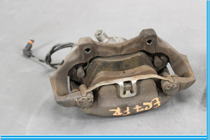 Load image into Gallery viewer, 06-12 Mercedes E350 C250 W204 Front Right & Left Side Brake Caliper Calipers Oem