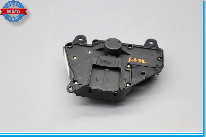 Load image into Gallery viewer, 03-08 Mercedes R230 SL500 SL600 Right Side Seat Control Switch Module Oem