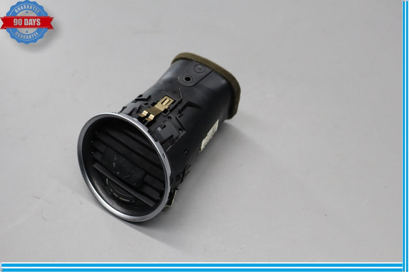 Load image into Gallery viewer, 12-14 Mercedes C250 C350 Right Side Dash AC A/C Air Vent Grill Black Oem