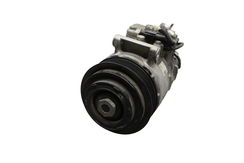 Load image into Gallery viewer, 12-18 Mercedes W218 CLS63 E550 A/C AC Air Conditioning Compressor 0022309711 Oem