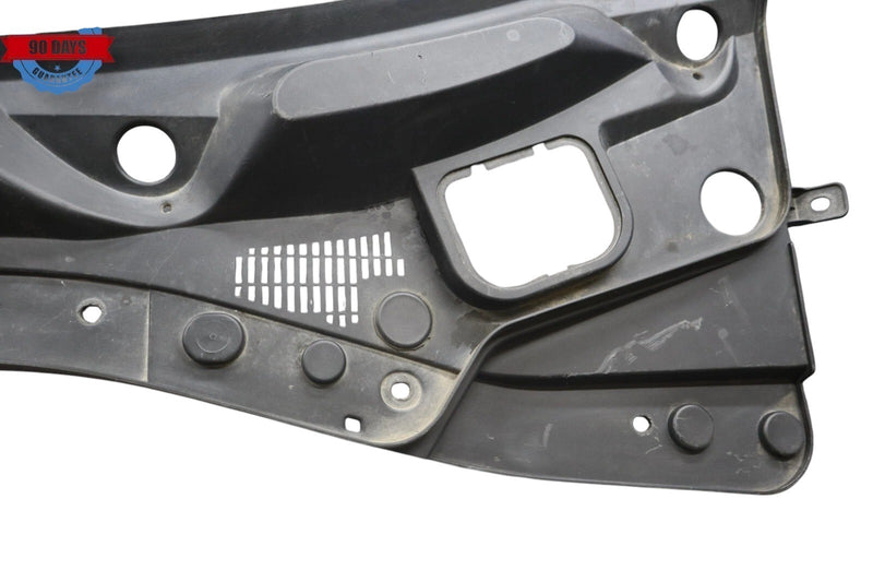 Load image into Gallery viewer, 14-17 Maserati Ghibli M157 Windshield Wiper Cowl Panel Trim Cover Panel Oem