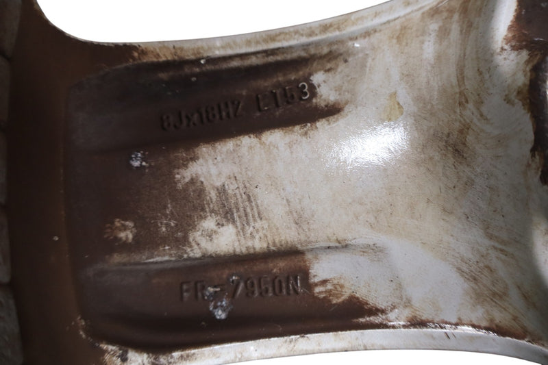 Load image into Gallery viewer, 11-18 Porsche Cayenne 958 18" 5 Spoke Alloy Wheel Rim 8Jx18 ET53 7P5601025D Oem