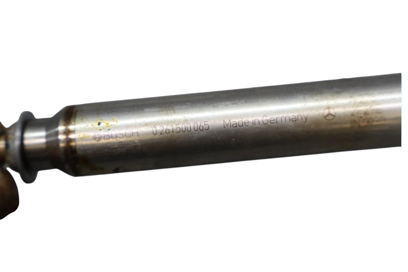 Load image into Gallery viewer, 11-18 Mercedes W207 GLS550 CL550 E550 Engine Motor Fuel Injector 0261500065 OEM