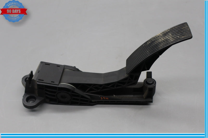 Load image into Gallery viewer, 06-13 Mercedes W164 GL550 GL450 Gas Throttle Pedal Accelerator 1643000004 Oem