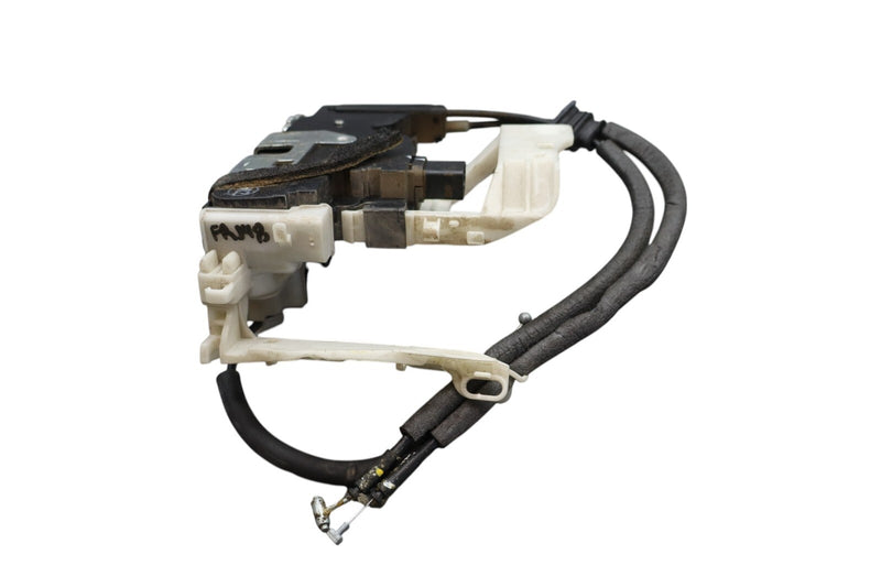 Load image into Gallery viewer, 11-16 Hyundai Equus SIG Front Right Passenger Side Door Lock Latch Actuator Oem
