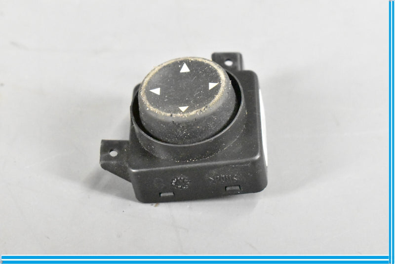 Load image into Gallery viewer, 04-13 Maserati Quattroporte M139 Front Left Driver Seat Adjustment Switch Oem