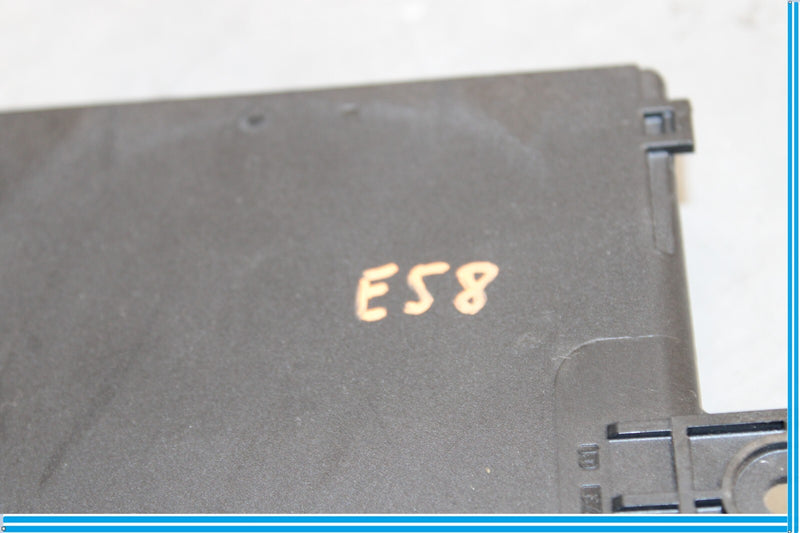 Load image into Gallery viewer, 11-18 Porsche Cayenne Voltage Converter Control Module Unit Oem