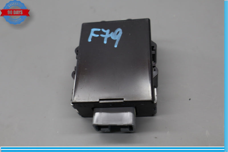 Load image into Gallery viewer, 07-12 Lexus XF40 LS460 Bus Buffer Computer Control Module 89112-50030 Oem