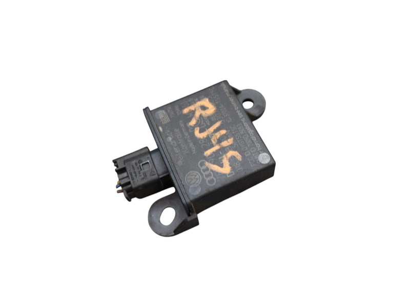 Load image into Gallery viewer, 11-18 Porsche Cayenne 958 Tire Pressure Monitoring System TPMS Receiver Oem