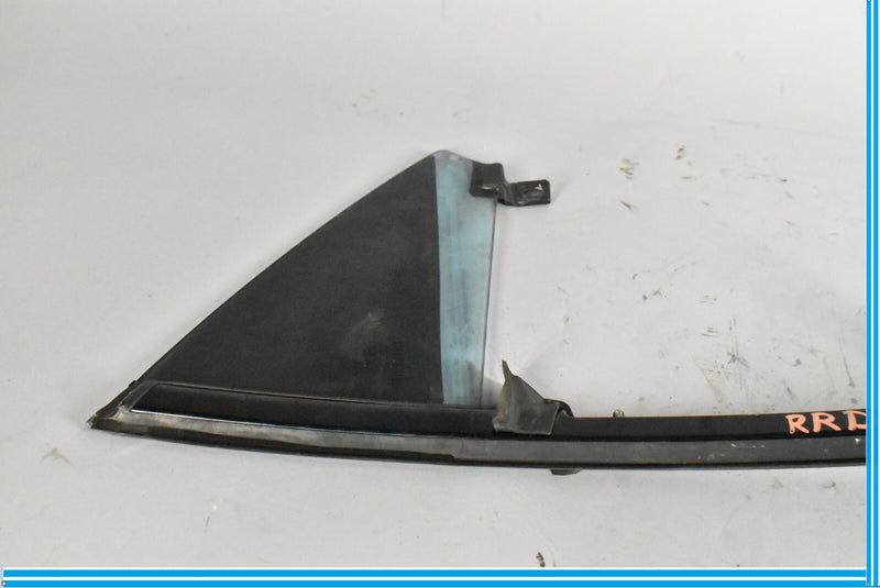 Load image into Gallery viewer, 06-11 Mercedes CLS550 CLS55 AMG W219 Rear Right Quarter Window Glass Oem