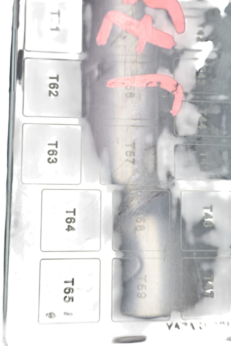 Load image into Gallery viewer, 14-19 Maserati Ghibli S 3.0L V6 Front Fuse Relay Box Cover Trim Lid Oem