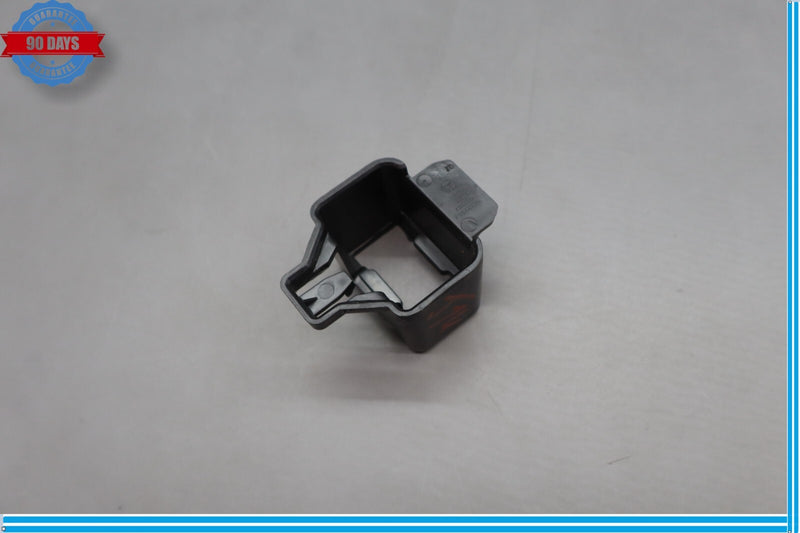 Load image into Gallery viewer, 06-19 Mercedes X166 GL450 GL550 ML350 Front Left Side Speaker Grille Bracket Oem