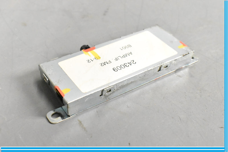 Load image into Gallery viewer, 09-13 Maserati Quattroporte M139 Rear Left Antenna AM/FM Amplifier Module Oem