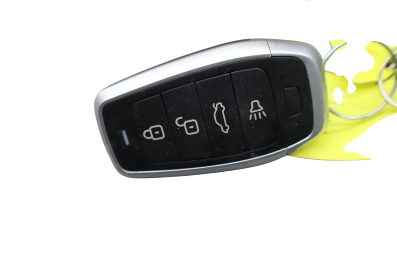 Load image into Gallery viewer, 14-20 Maserati Quattroporte Smart Key Fob 4 Button Remote 670019938 Oem