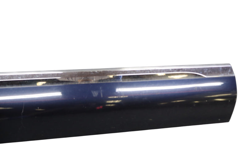 Load image into Gallery viewer, 11-17 Volkswagen Touareg Hybrid Front Right Passenger Door Lower Molding Oem
