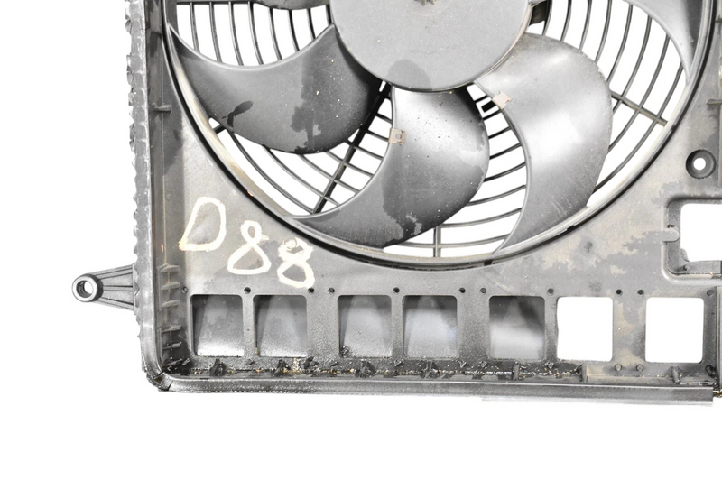 Load image into Gallery viewer, 05-08 Maserati Quattroporte M139 Engine Radiator Cooling Fan Motor Assembly Oem