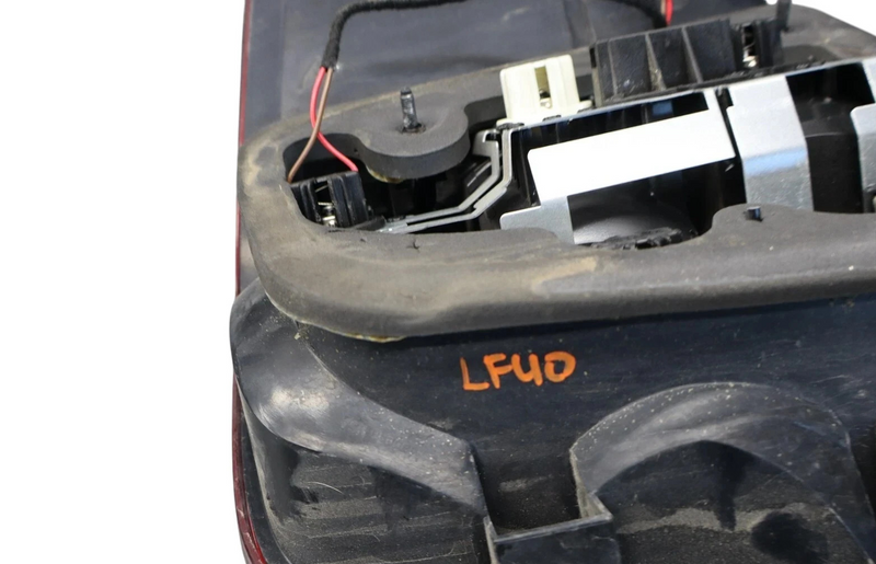 Load image into Gallery viewer, 06-08 Mercedes W164 ML320 ML500 ML550 Left Driver Side Tail Light Tail Lamp Oem