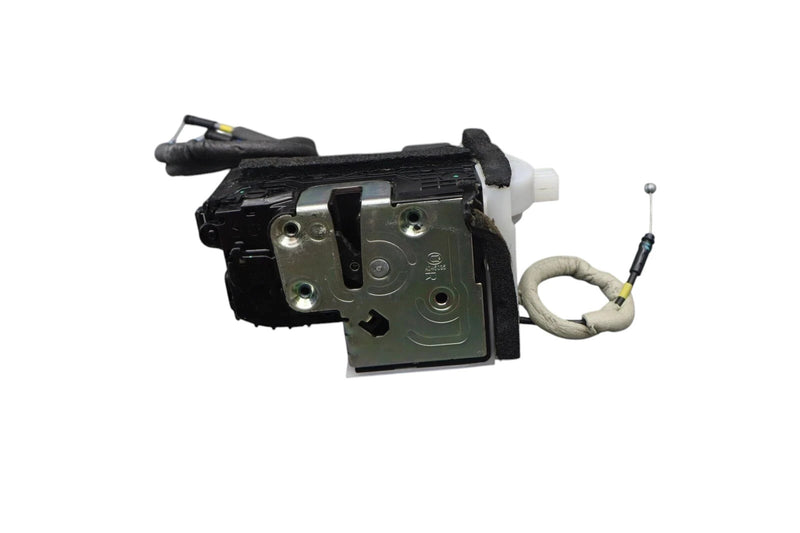 Load image into Gallery viewer, 15-20 Hyundai Genesis Rear Right Passenger Side Door Lock Latch Assembly OEM