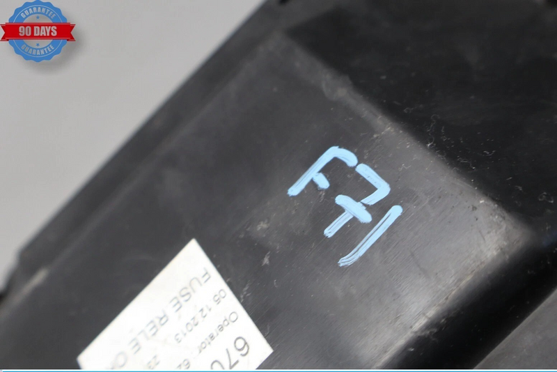 Load image into Gallery viewer, 14-17 Maserati Ghibli M157 Engine Motor Fuse Box Battery Relay Assembly Oem