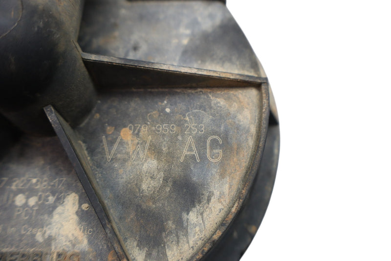 Load image into Gallery viewer, 1999-2012 Audi A4 A6 A7 A8 Quattro Q7 Engine Air Injection Pump & Hose Oem