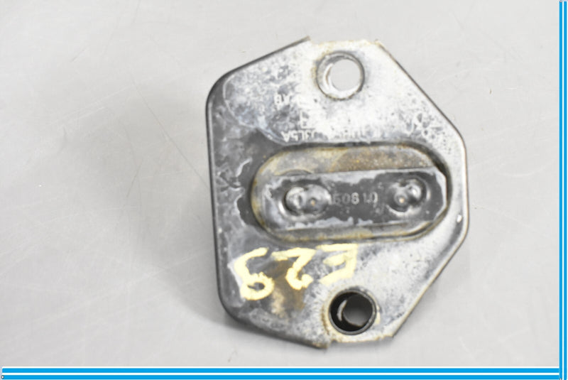 Load image into Gallery viewer, 10-13 Jaguar XJ XJL Right Passenger Side Bonnet Hood Loop Catch Lock Hook Oem