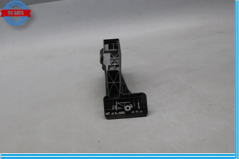 Load image into Gallery viewer, 16-22 BMW X1 F48 Engine Gas Pedal Throttle Accelerator Travel Sensor Oem