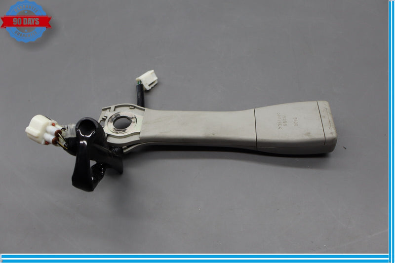 Load image into Gallery viewer, 07-12 Lexus LS460 LS460L Front Right Side Seat Belt Seatbelt Buckle Oem