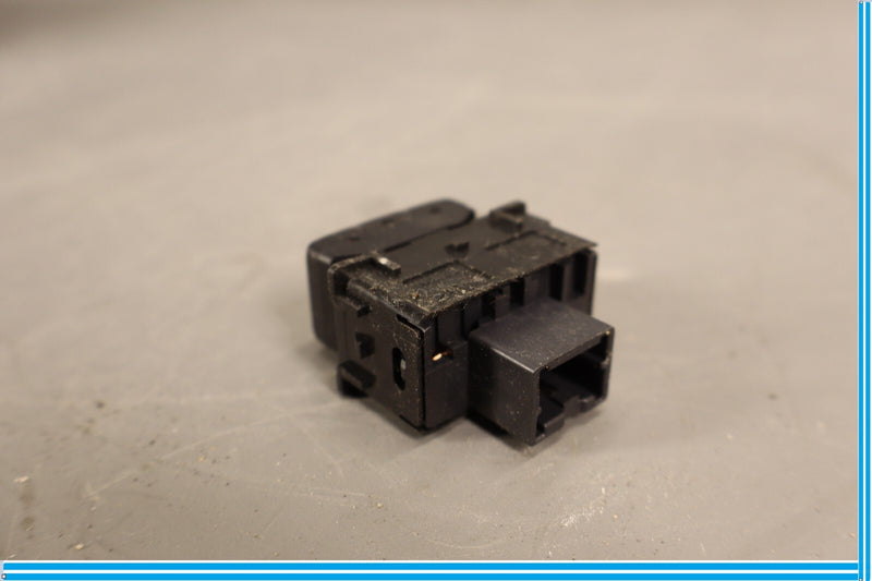 Load image into Gallery viewer, 11-17 Infiniti QX56 QX80 3rd Row Left Driver Side Seat Power Folding Switch Oem