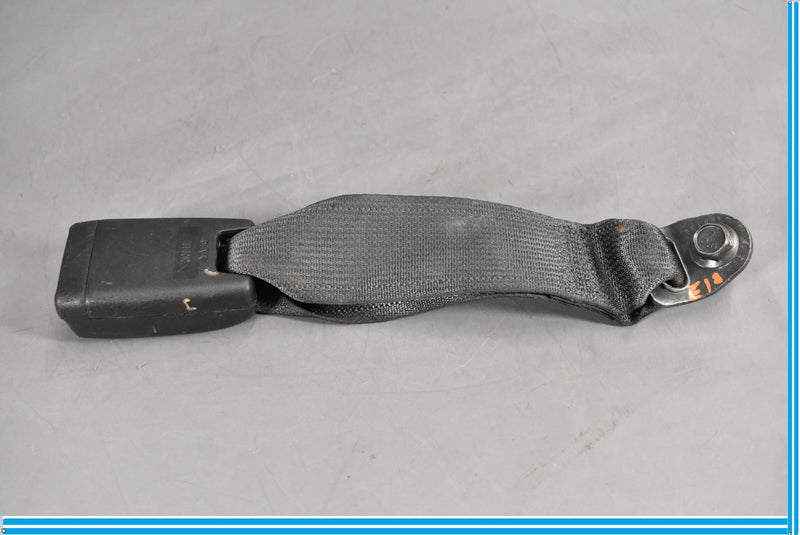 Load image into Gallery viewer, 07-12 Lexus LS460 Rear Center Seatbelt Seat Belt Buckle Oem