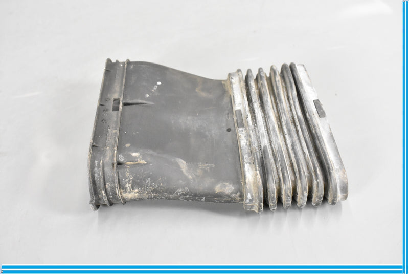 Load image into Gallery viewer, 12-19 Mercedes GL450 X166 Front Center Air Intake Intake Duct Tube Oem
