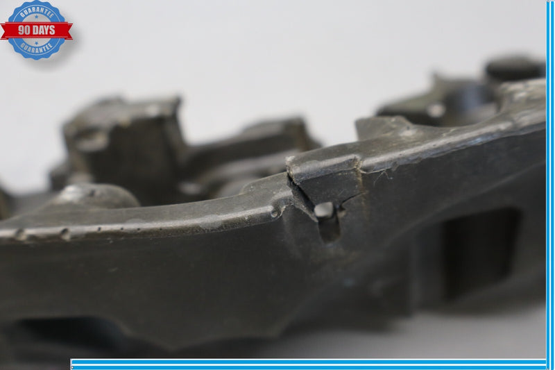 Load image into Gallery viewer, 11-20 Mercedes CLS550 E550 S550 W218 Left Driver Side Air Cleaner Insulator Oem