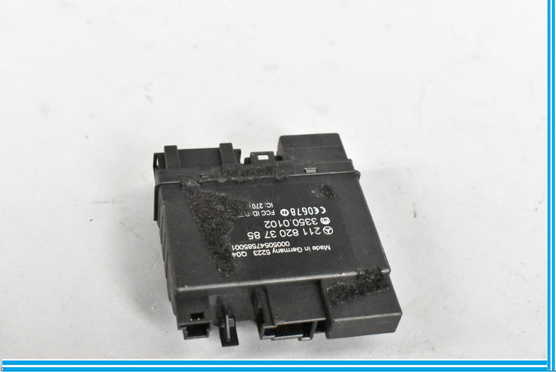Load image into Gallery viewer, 04-11 Mercedes E320 CLS550 CLS55 AMG W219 Rear Left Keyless Control Module Oem